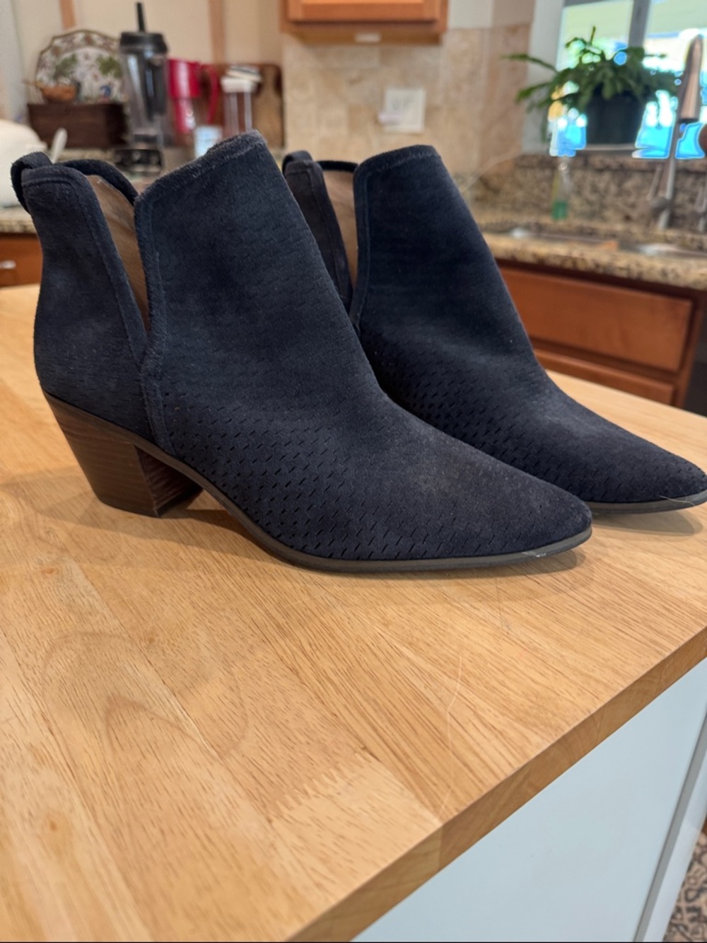Lucky Brand black Leather Heel Boots size 10